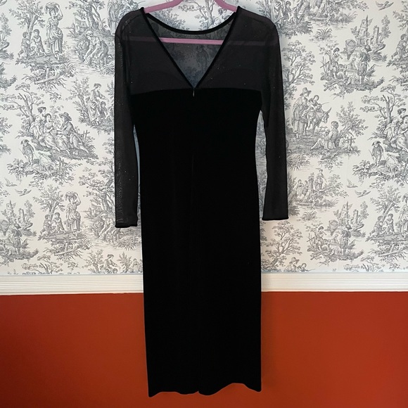 Robbie Bee Black Dress - Picture 3 of 5